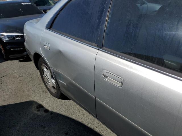 Photo 9 from auction – 2000 LEXUS ES 300 with VIN JT8BF28G7Y5097635