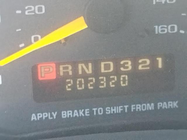 Photo 8 from auction – 2000 CHEVROLET EXPRESS G1 with VIN 1GBFG15R0Y1217206
