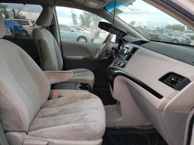 Photo 5 from auction – 2012 TOYOTA SIENNA LE with VIN 5TDKK3DC3CS205077