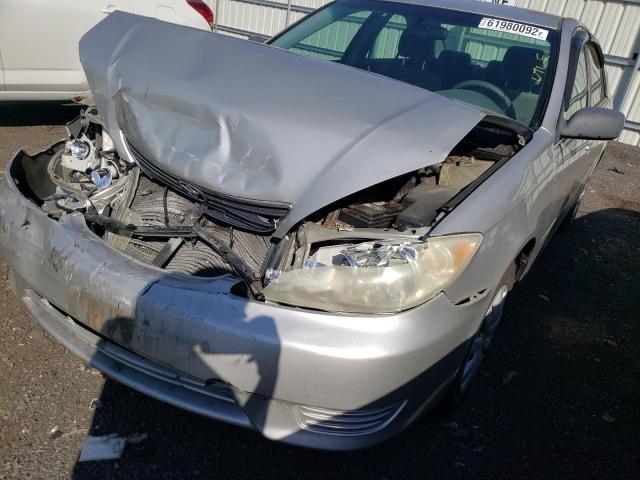 Photo 2 from auction – 2005 TOYOTA CAMRY LE with VIN 4T1BE32K65U052576