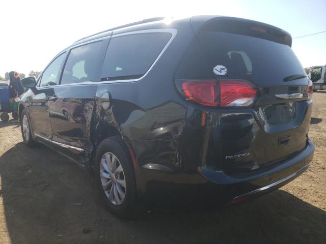 Photo 3 from auction – 2017 CHRYSLER PACIFICA T with VIN 2C4RC1BG4HR648277