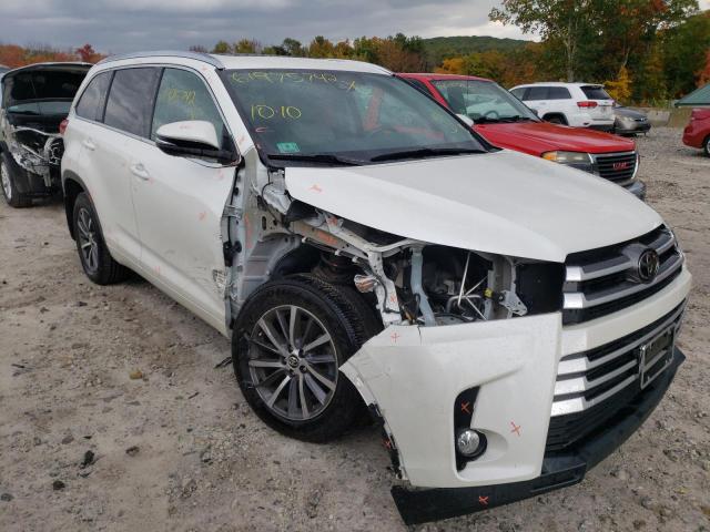 TOYOTA HIGHLANDER 2017 with VIN 5TDJZRFH7HS452631 - Photo from auction