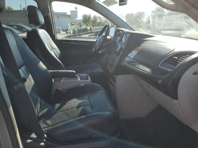 Photo 5 from auction – 2013 CHRYSLER TOWN & COU with VIN 2C4RC1BG8DR706384