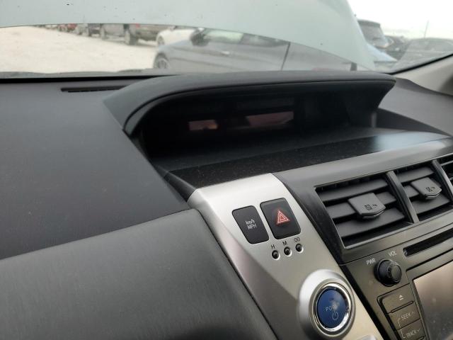 Photo 8 from auction – 2013 TOYOTA PRIUS V with VIN JTDZN3EU1D3235243