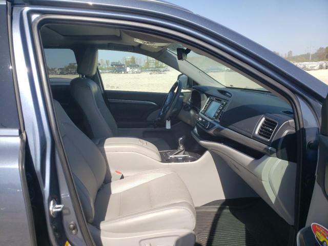 Photo 5 from auction – 2018 TOYOTA HIGHLANDER with VIN 5TDDZRFH2JS803268