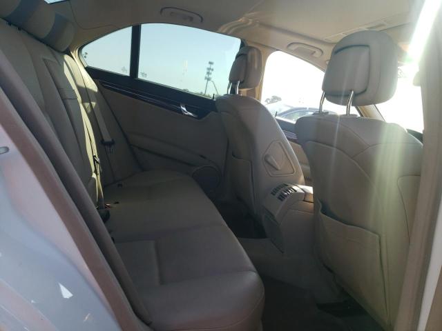 Photo 6 from auction – 2010 MERCEDES-BENZ C 300 4MAT with VIN WDDGF8BB4AR106920