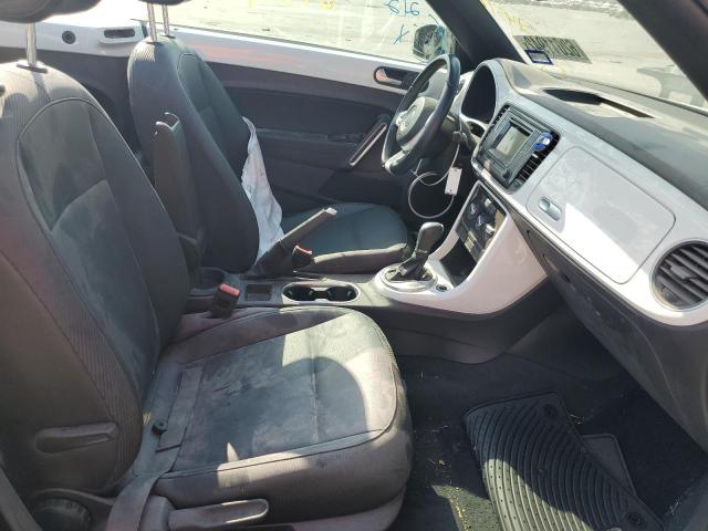 Photo 5 from auction – 2018 VOLKSWAGEN BEETLE S with VIN 3VW5DAAT0JM514578