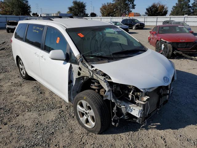 TOYOTA SIENNA LE 2014 with VIN 5TDKK3DC9ES483324 - Photo from auction
