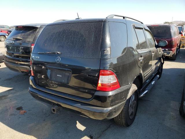 Photo 4 from auction – 2001 MERCEDES-BENZ ML 320 with VIN 4JGAB54E11A242238