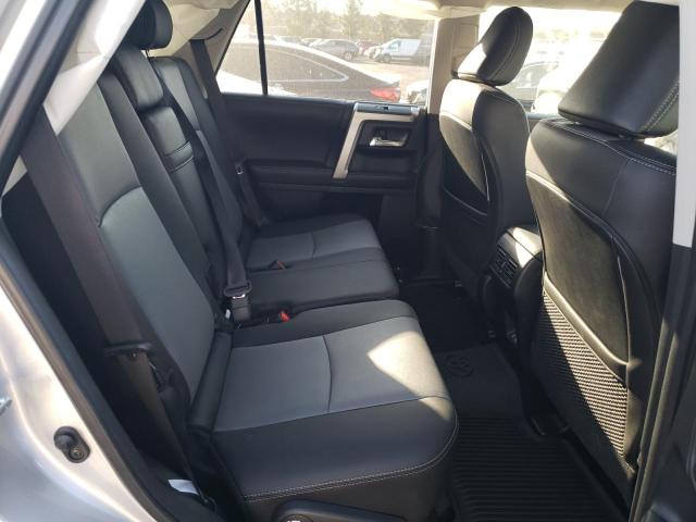 Photo 6 from auction – 2022 TOYOTA 4RUNNER SR with VIN JTEFU5JR2N5273553