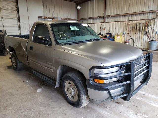 CHEVROLET SILVERADO 2000 with VIN 1GCFC24T0YZ271553 - Photo from auction