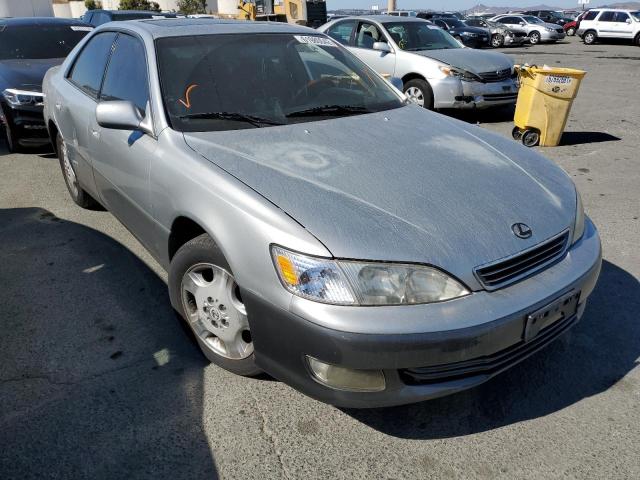 LEXUS ES 300 2000 with VIN JT8BF28G7Y5097635 - Photo from auction