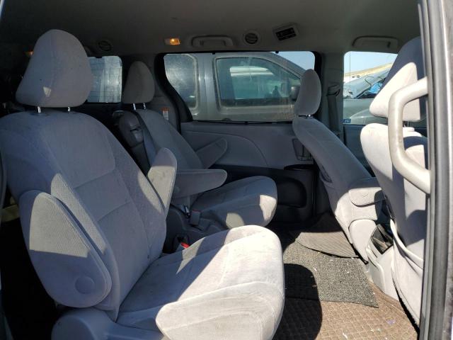 Photo 6 from auction – 2017 TOYOTA SIENLE/XLE with VIN 5TDKZ3DC9HS821532