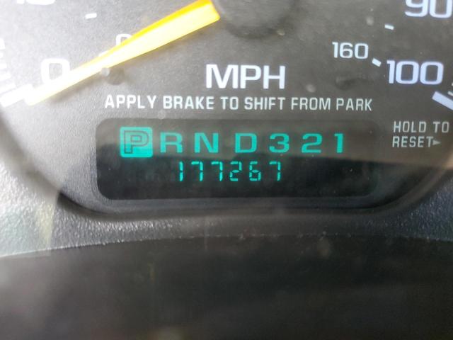 Photo 8 from auction – 2001 CHEVROLET SILVERADO with VIN 2GCEC19T111110948