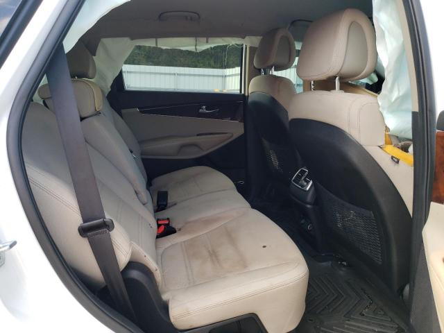 Photo 6 from auction – 2016 KIA SORENTO LX with VIN 5XYPG4A33GG055024