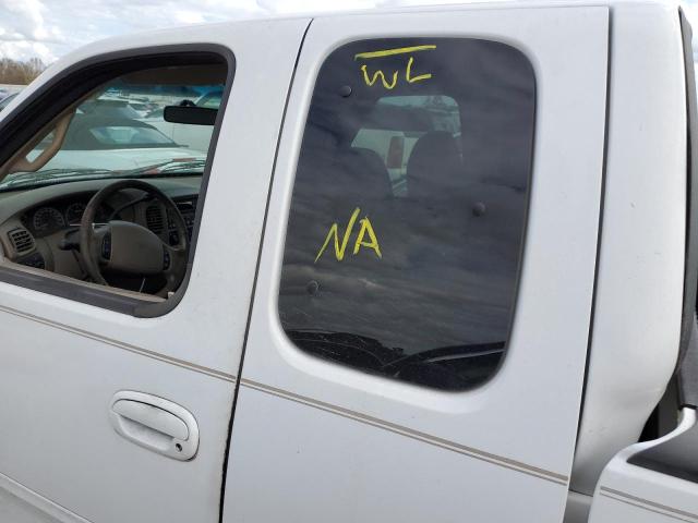 Photo 9 from auction – 2001 FORD F150 with VIN 1FTRX17W61NA03525