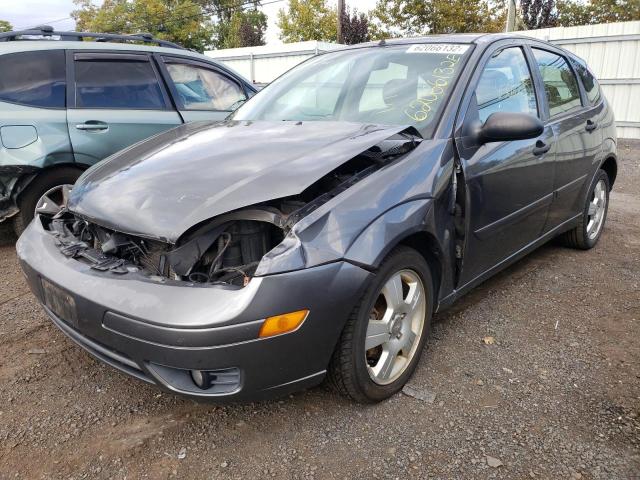Photo 2 from auction – 2005 FORD FOCUS ZX5 with VIN 3FAFP37N35R133180