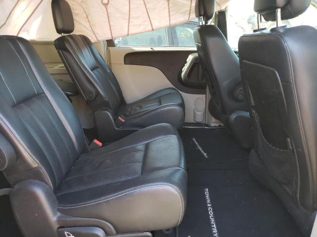 Photo 6 from auction – 2013 CHRYSLER TOWN & COU with VIN 2C4RC1CGXDR623926
