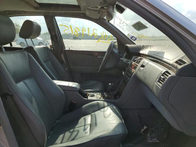 Photo 5 from auction – 2002 MERCEDES-BENZ E 320 with VIN WDBJF65J12B446963