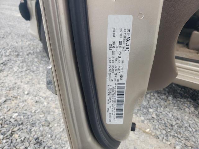 Photo 10 from auction – 2016 CHRYSLER TOWN & COU with VIN 2C4RC1BG1GR175100