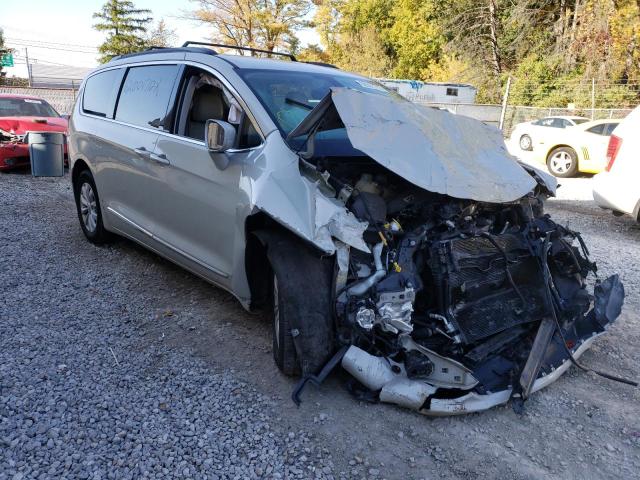 CHRYSLER PACIFICA T 2017 with VIN 2C4RC1BG7HR621851 - Photo from auction