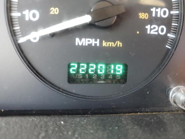 Photo 8 from auction – 2002 JEEP GRAND CHER with VIN 1J4GW48S52C329007