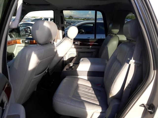 Photo 6 from auction – 2004 LINCOLN NAVIGATOR with VIN 5LMFU28R94LJ15092