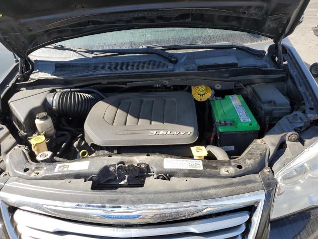Photo 7 from auction – 2014 CHRYSLER TOWN & COU with VIN 2C4RC1BGXER358153