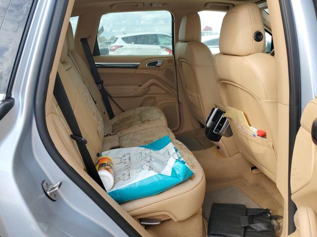 Photo 6 from auction – 2016 PORSCHE CAYENNE with VIN WP1AA2A25GKA12526