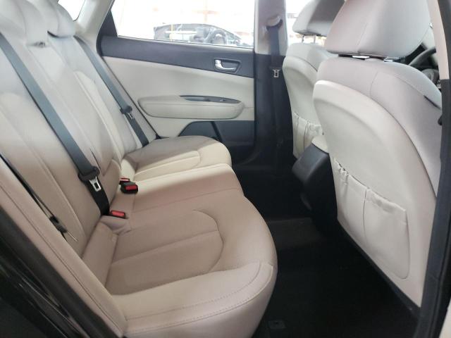Photo 6 from auction – 2017 KIA OPTIMA LX with VIN 5XXGT4L34HG152585