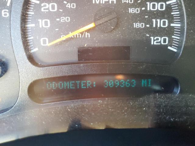 Photo 8 from auction – 2003 GMC SIERRA K25 with VIN 1GTHK23U33F200315