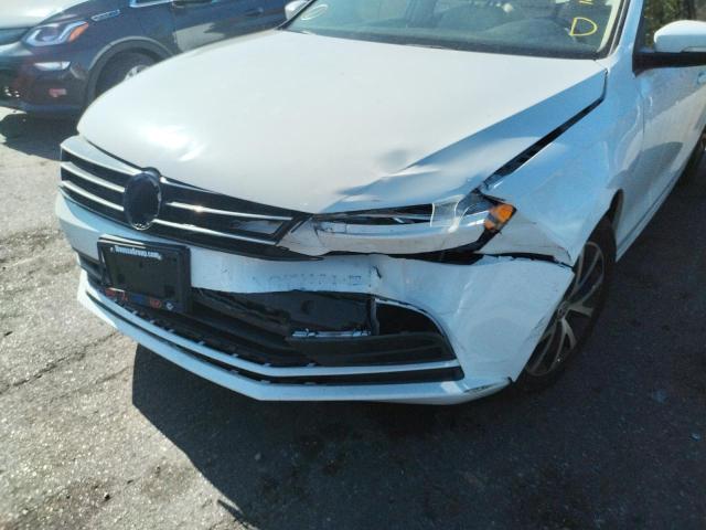 Photo 9 from auction – 2017 VOLKSWAGEN JETTA SE with VIN 3VWDB7AJ0HM203276