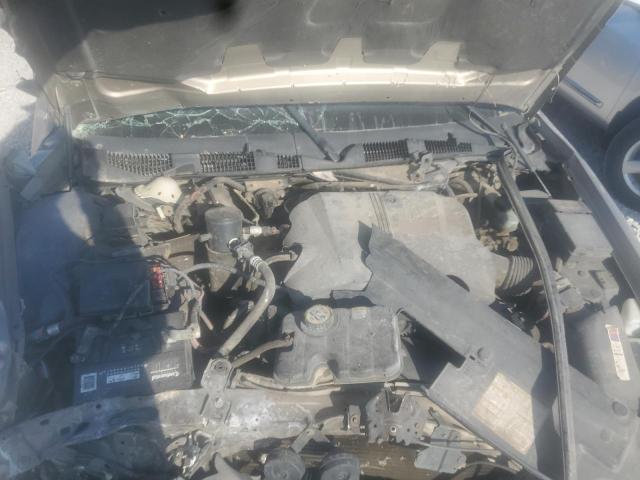 Photo 7 from auction – 2002 MERCURY GRAND MARQ with VIN 2MEFM75W02X642418