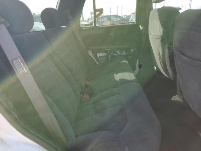 Photo 6 from auction – 2001 CHEVROLET BLAZER with VIN 1GNDT13W112169746