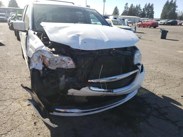 Photo 9 from auction – 2014 CHRYSLER TOWN & COU with VIN 2C4RC1BG2ER358261