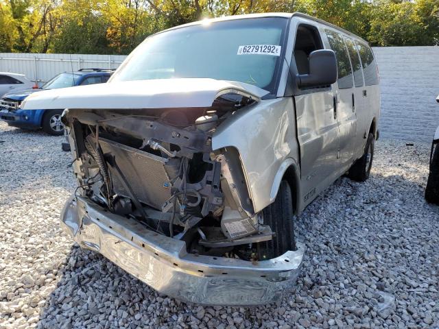 Photo 2 from auction – 2003 CHEVROLET EXPRESS G2 with VIN 1GAGG25U031131650
