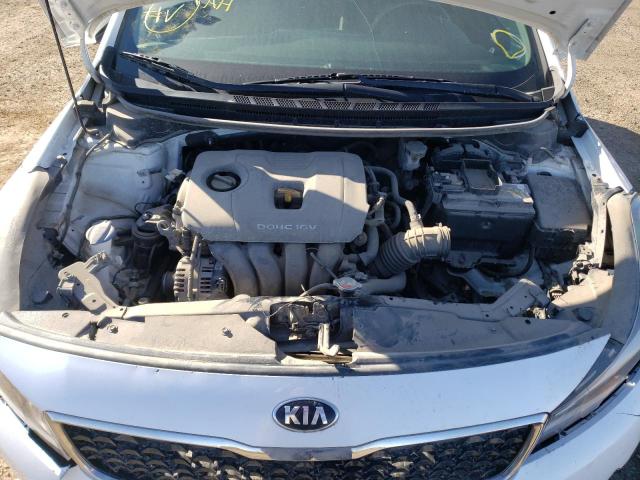 Photo 7 from auction – 2018 KIA FORTE LX with VIN 3KPFL4A71JE191506