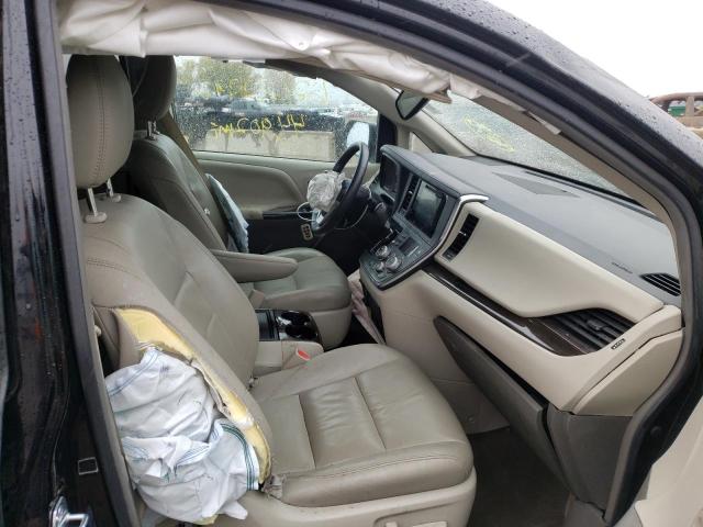 Photo 5 from auction – 2017 TOYOTA SIENNA XLE with VIN 5TDDZ3DC2HS164887