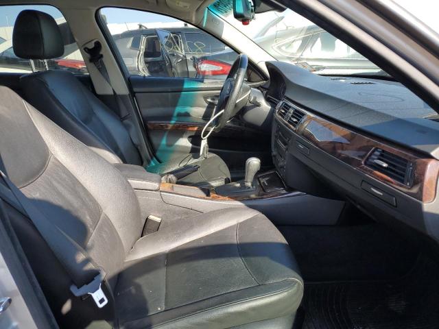 Photo 5 from auction – 2006 BMW 325 I AUTO with VIN WBAVB17526NK30087