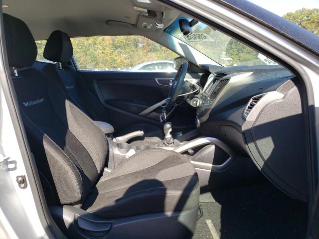 Photo 5 from auction – 2012 HYUNDAI VELOSTER with VIN KMHTC6AD2CU020509