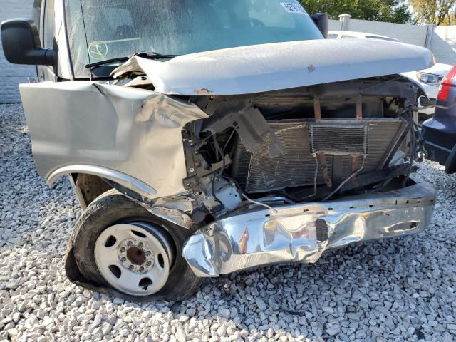 Photo 9 from auction – 2003 CHEVROLET EXPRESS G2 with VIN 1GAGG25U031131650