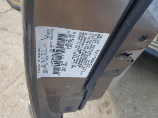 Photo 10 from auction – 2005 FORD CROWN VICT with VIN 2FAFP71W65X128954