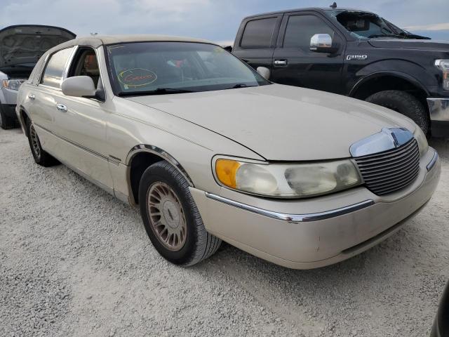 Photo 1 from auction – 2002 LINCOLN TOWN CAR C with VIN 1LNHM83W52Y603595