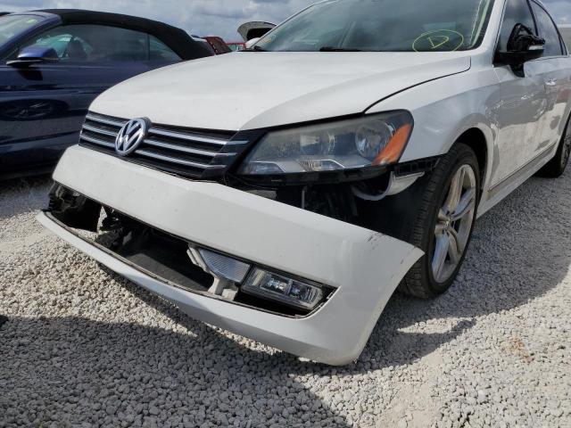 Photo 9 from auction – 2015 VOLKSWAGEN PASSAT SE with VIN 1VWBT7A30FC059992