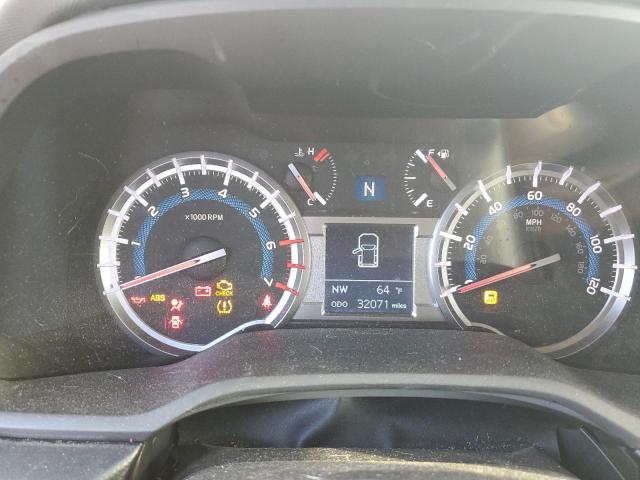 Photo 8 from auction – 2019 TOYOTA 4RUNNER SR with VIN JTEBU5JR4K5705599