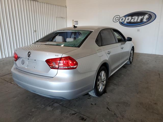 Photo 4 from auction – 2014 VOLKSWAGEN PASSAT S with VIN 1VWAT7A30EC108425