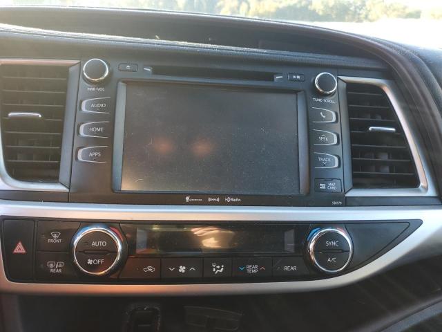 Photo 9 from auction – 2017 TOYOTA HIGHLANDER with VIN 5TDJZRFH4HS357136