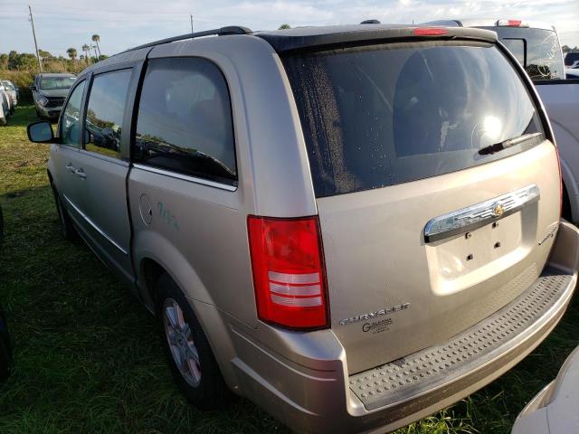 Photo 3 from auction – 2009 CHRYSLER TOWN & COU with VIN 2A8HR541X9R584976