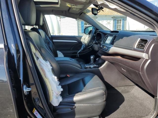 Photo 5 from auction – 2016 TOYOTA HIGHLANDER with VIN 5TDJKRFH0GS228085