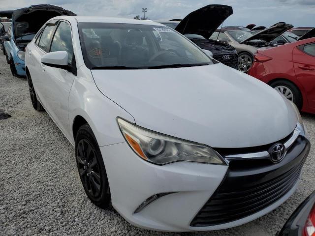 TOYOTA CAMRY LE 2015 with VIN 4T1BF1FK3FU056453 - Photo from auction